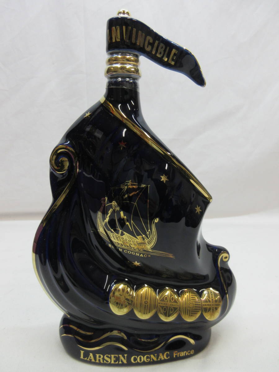 106Q320L00▼LARSEN VIKING SHIP ラーセン バイキングシップ 青×金 陶器ボトル 70ml 40% Larsen Viking Cognac Black Pearl коньяк