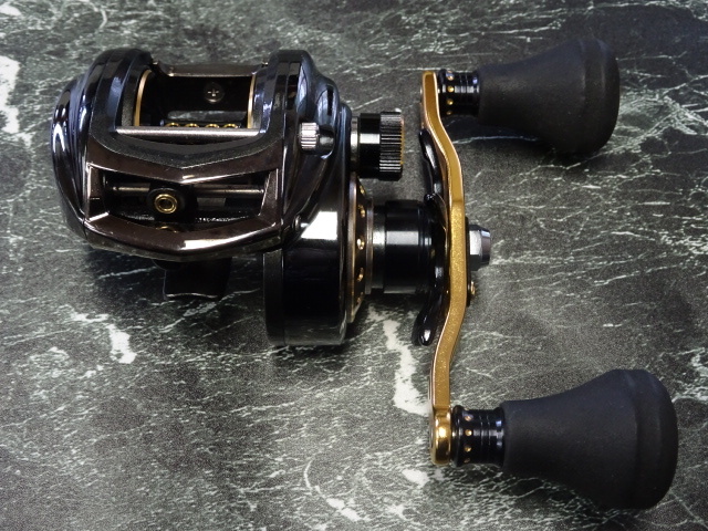リール Abu Garcia Revo BIGSHOOTER LEFT Abu Garcia 18 Revo