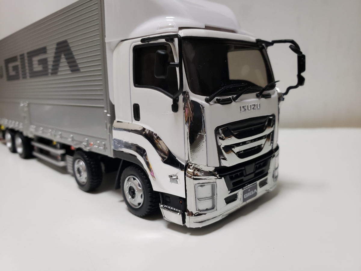 ISUZU GIGA 1/43スケールミニカー　トラック Amazon | いすゞ ギガ ミニカー トラック 白 ホワイト ISUZU GIGA 1/43