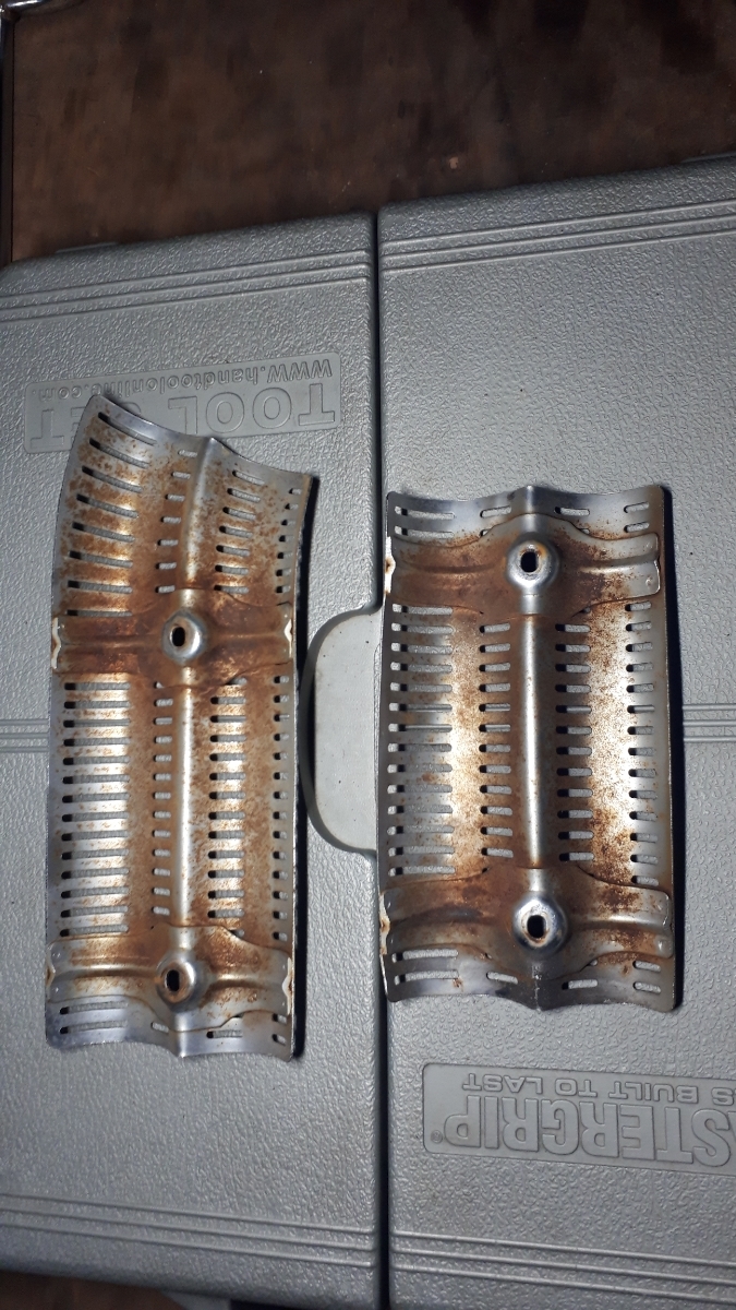 ホンダ CL72 CL77 純正マフラーガード 60sホンダ CB72 CB77 ホンダ CL72 CL77 純正マフラーガード 60sホンダ CB72 CB77