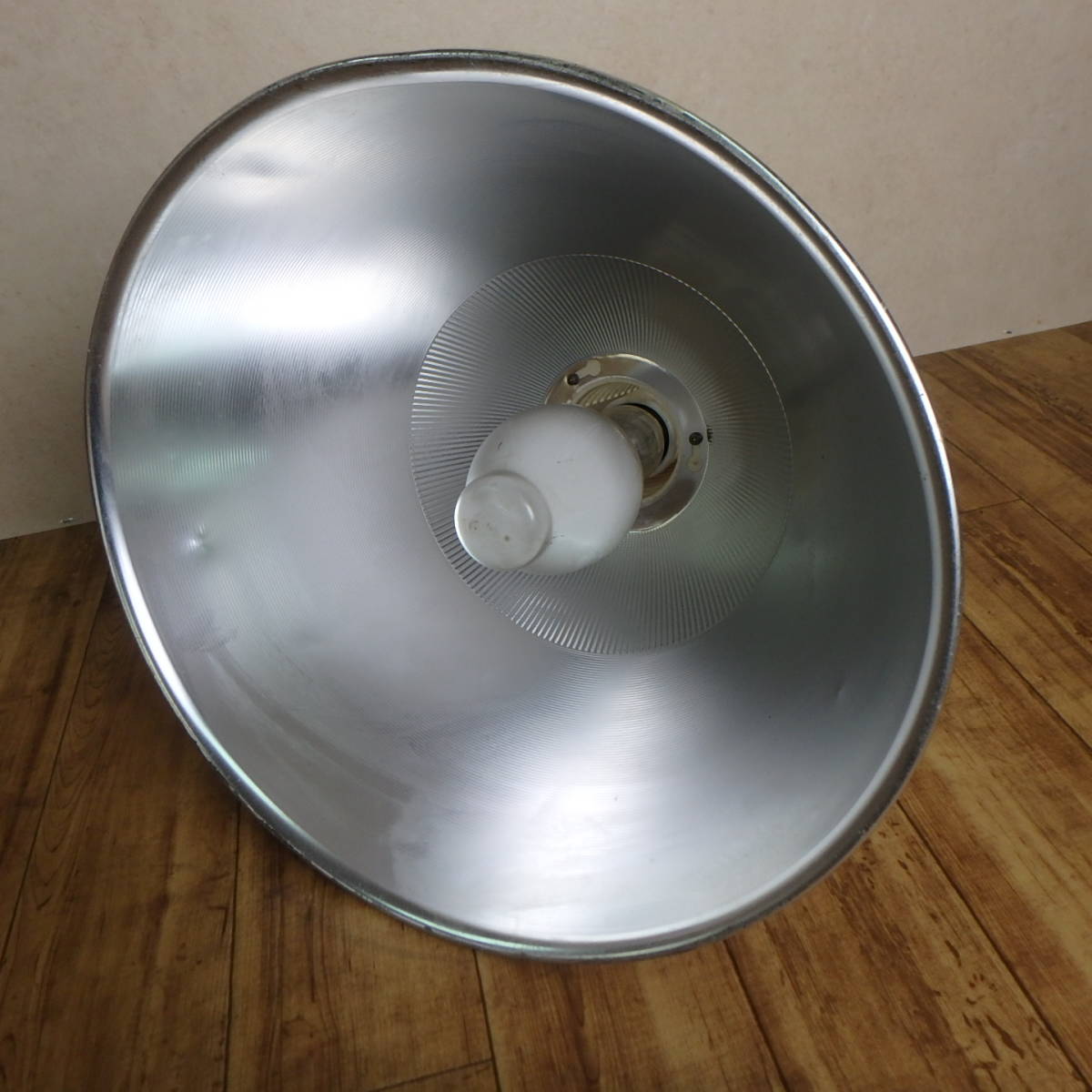 東芝 ④ HID照明器具 Y39S2 ランプ ライト 屋内用 東芝ライテック 大型 倉庫 ビル 電動工具 DIY 中古品 宮城 東芝 ④ HID照明器具 Y39S2 ランプ ライト 屋内用 東芝ライテック 大型