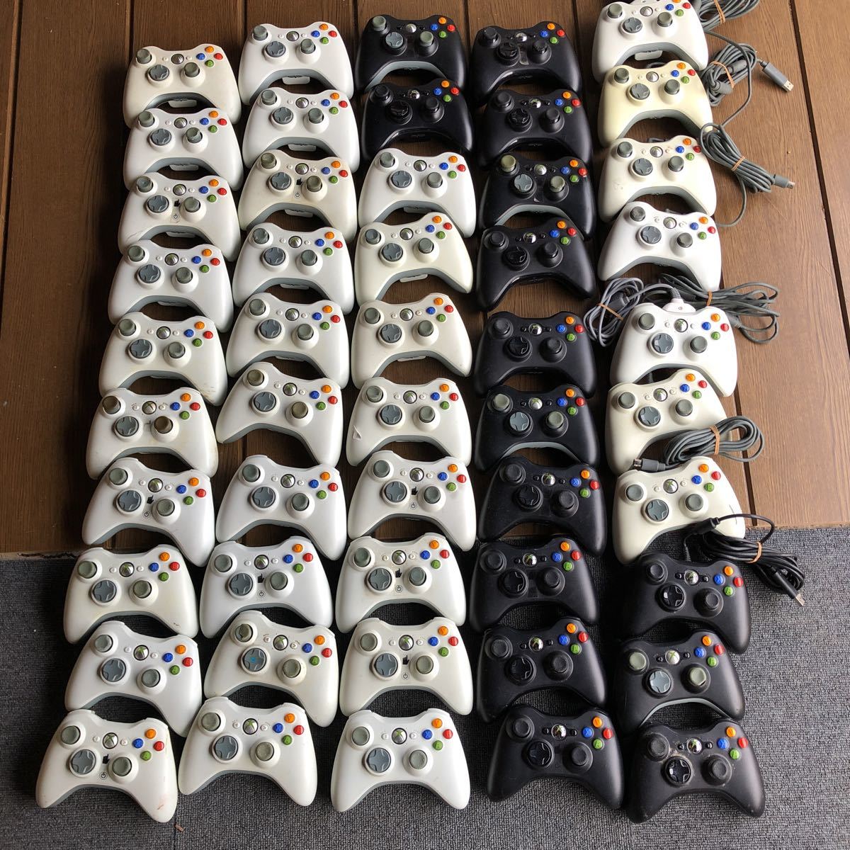 豊富な，大人気 xbox360 コントローラー 合計50個 有線8個ワイヤレス42個 動作未確認(アクセサリ、周辺機器)｜売買されたオークション情報、yahooの商品情報をアーカイブ公開 - オークファン アクセサリ、周辺機器