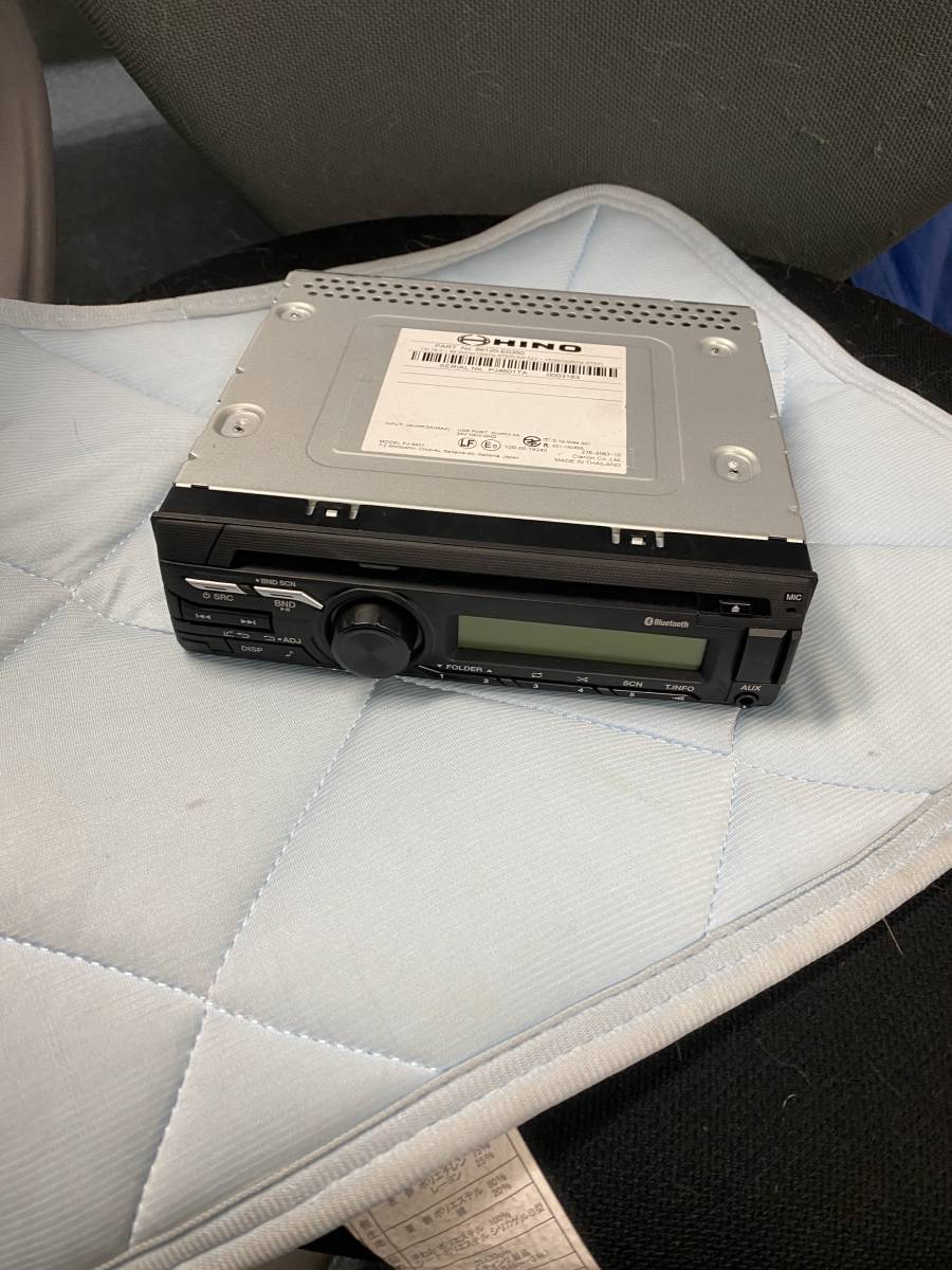 ラジオ 24V 日野純正 0 日本製 USB対応 新車取外品 24V CD ラジオ