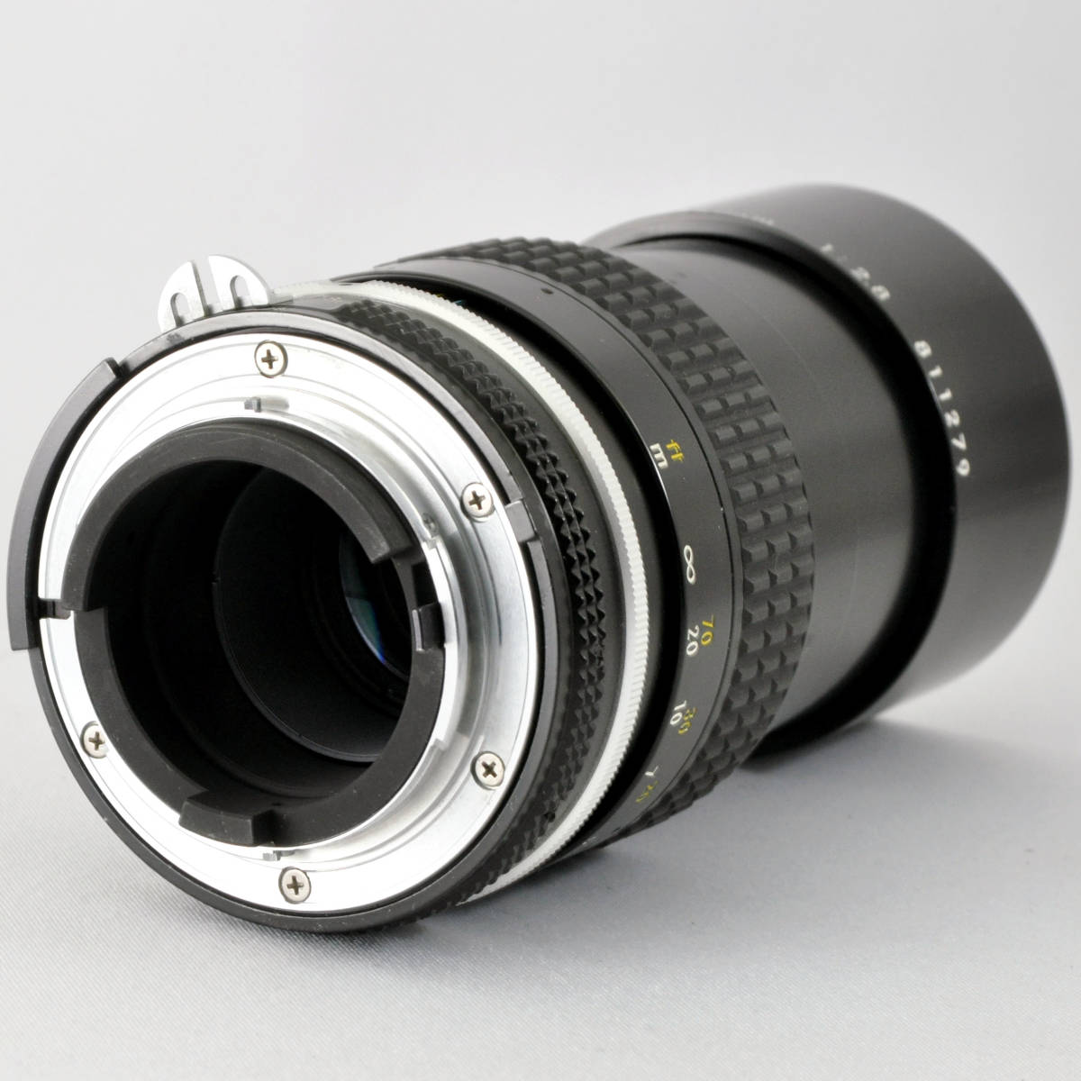 Nikon AI Nikkor 135mm F/2.8 – Objectif Télé Manuel – Monture F (bon état)