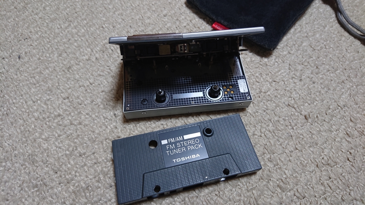 Toshiba KT-VS2 Walky カセットプレーヤー ジャンク Toshiba KT-VS2