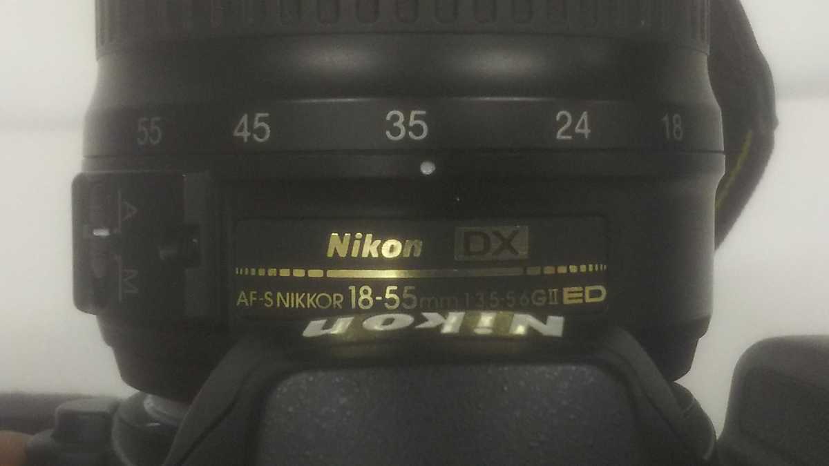 D40 ニコン Nikon 18-55mm AF-S DX ED NIKKOR - Camera Digital SLR 