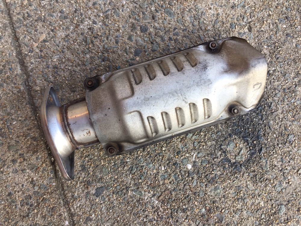 EK9 シビック タイプR 純正触媒 中古品 EK9 シビック Type-R 純正触媒