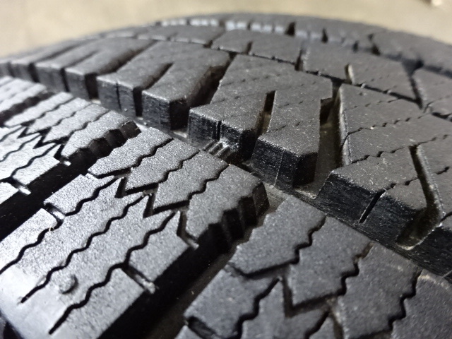 □番号 V389□業者様 送料無料□195/65R15□冬4本 ブリヂストン製