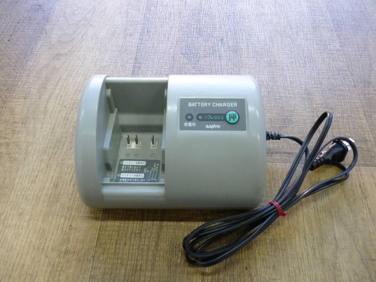SANYO 公式通販 CY-PAA4⁄CY-PH31 電動自転車バッテリー 充電器 C2H3-3 SANYO 公式通販 CY-PAA4⁄CY-PH31 電動自転車バッテリー 充電器 C2H3-3