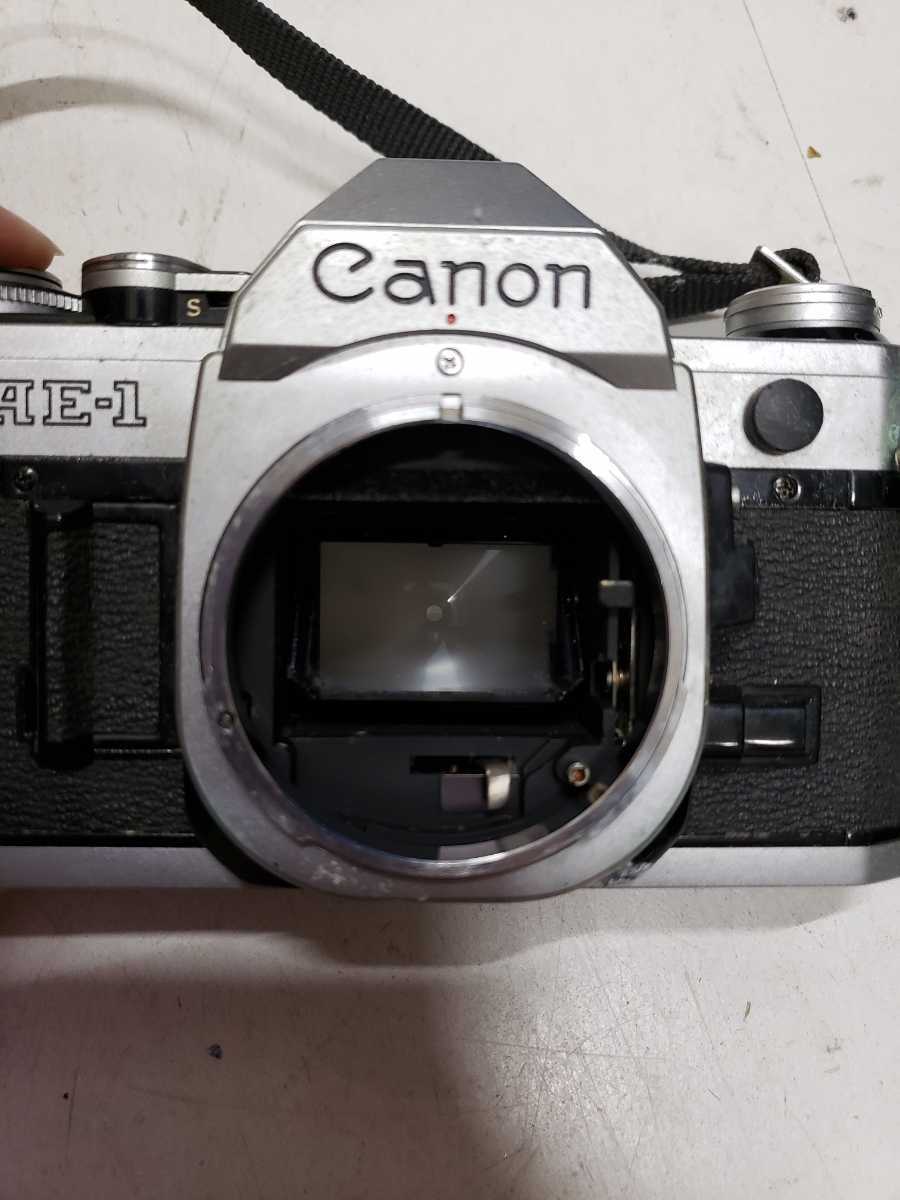 AE-1 Canon 50mm FD Camera with 35mm 一眼レフ SLR Lens | フィルム