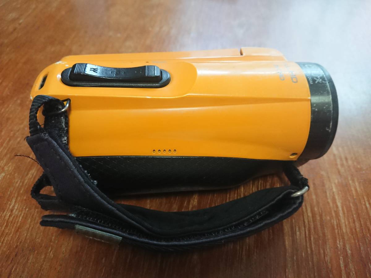 【本体のみ】JVC ビデオカメラ Everio GZ-R470 防水 防塵 32GB 