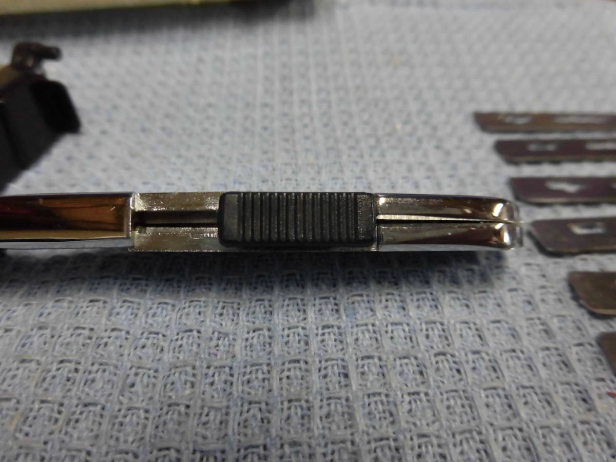 剃刀は綺麗です★顔そり用【理容 理髪】☆FEATHER フェザーPROFESSIONAL 日本剃刀 カミソリ★_7