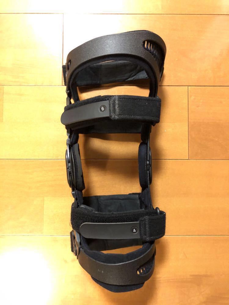 Brace Knee Fusion® Breg-01221 Women's Breg™ ［左膝用］BREG