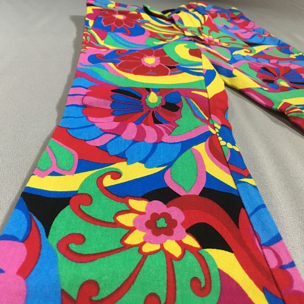 クリックポスト発送 キッズ用 ヒッピー サイケデリックテイストのストレッチベルボトムパンツ ２４インチ 約６０ｃｍ 140 135 144cm 売買されたオークション情報 Yahooの商品情報をアーカイブ公開 オークファン Aucfan Com