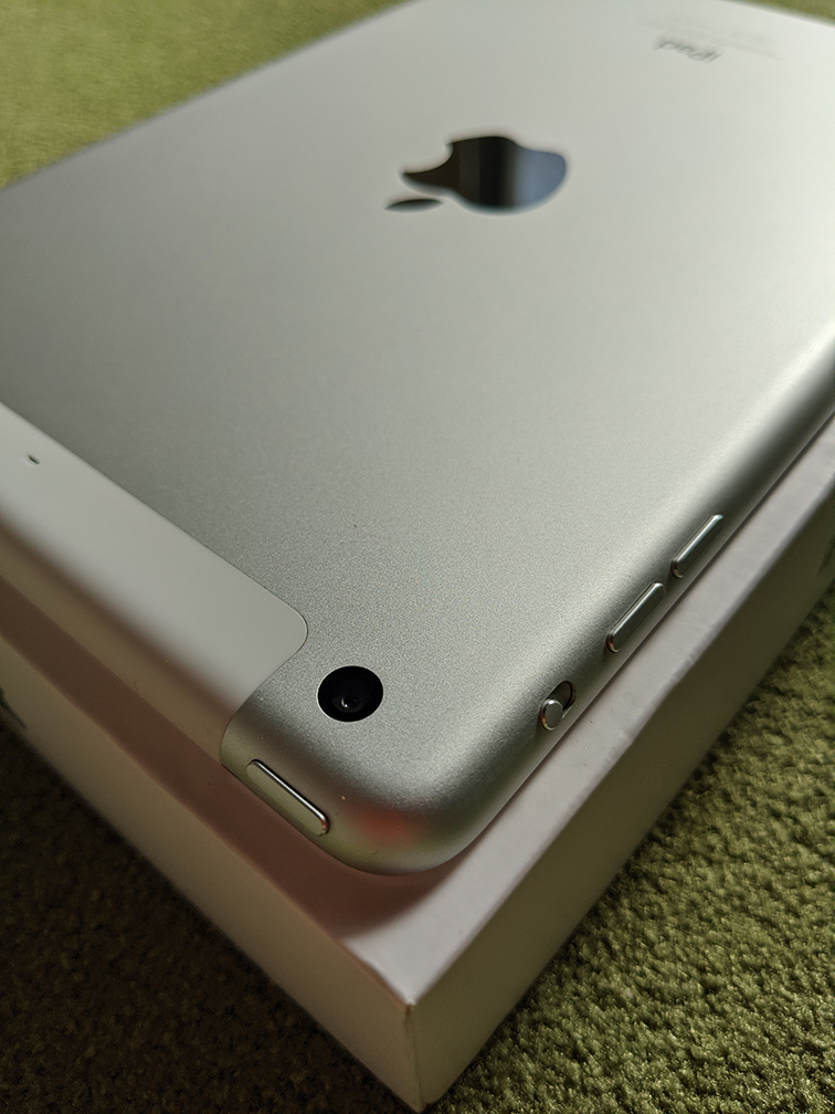 ◆◇極美品 iPad mini3 SIMフリー Wi-Fi+セルラーモデル 16GB シルバー◆◇_4