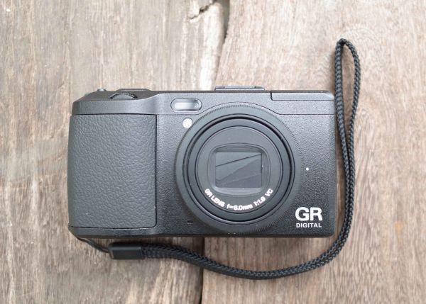 工場直売 【中古】RICOH リコー GR digital Ⅳ 4
