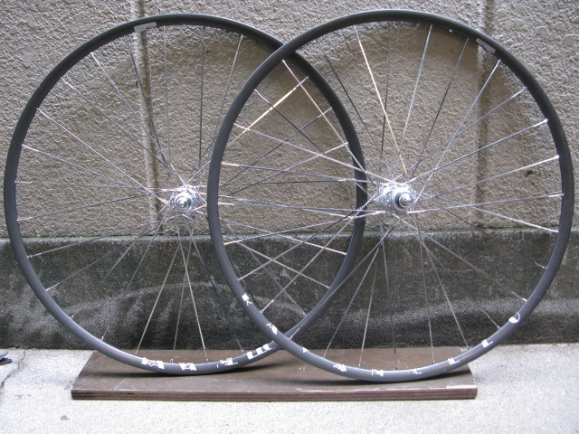 ピスト・競輪/SUNTOUR【SUPERBE PRO】手組前後車輪120mm/28H中古品