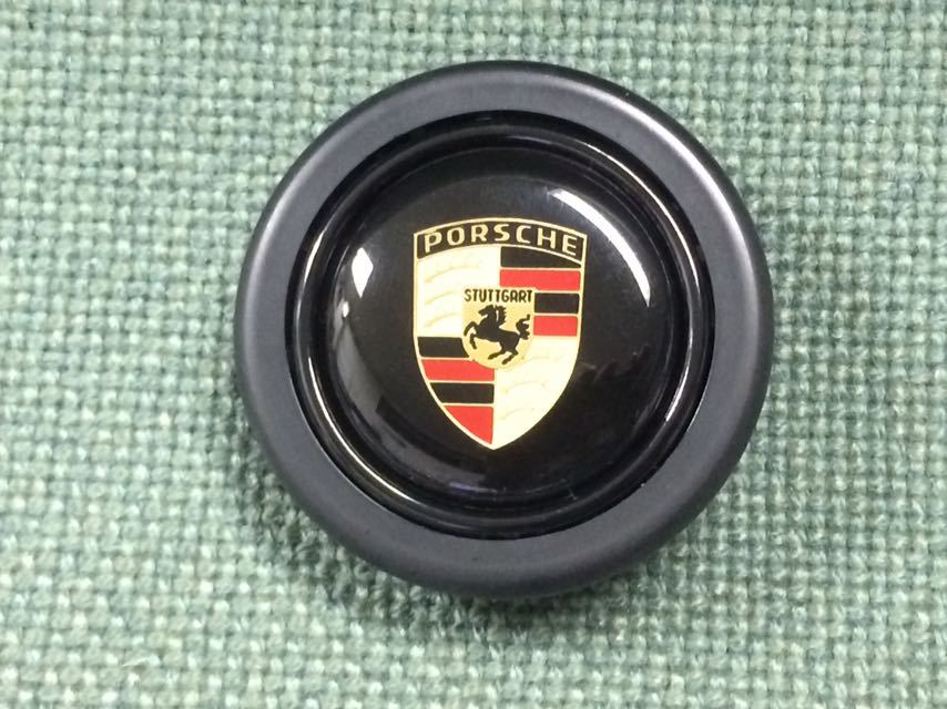 MOMO純正 ポルシェホーンボタン 未使用品 911.964.930.993.914.924.944