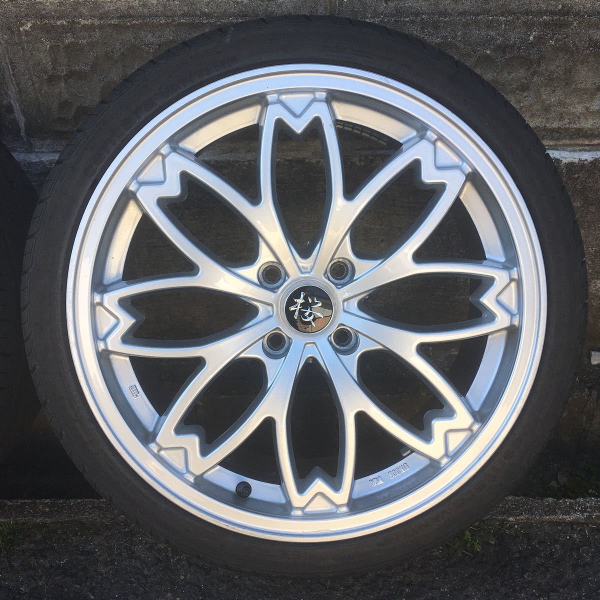 超バリ山！桜 16×5.5j+45 17×7j+44 PCD100/4H 165/50R16 195/40R17 4本 