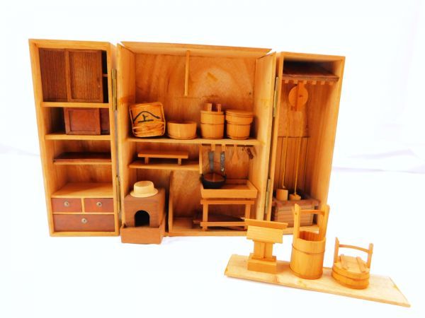 ミニチュア - 家具 木製 古い 昭和レトロ 台所 箪笥 WORLDS (8) [Sold