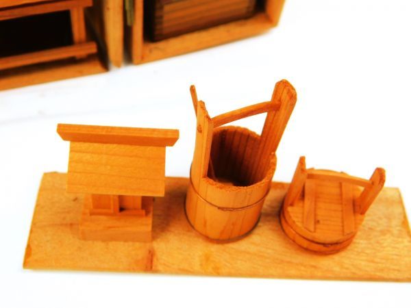 ミニチュア - 家具 木製 古い 昭和レトロ 台所 箪笥 WORLDS (8) [Sold