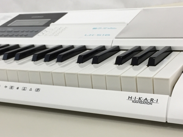 中古 美品 CASIO LK-516 カシオ 光 ナビゲーション キーボード 61鍵盤