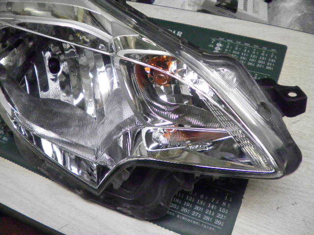 ラクティス NCP120 NSP120 右ヘッドライト ハロゲン 【公式通販】