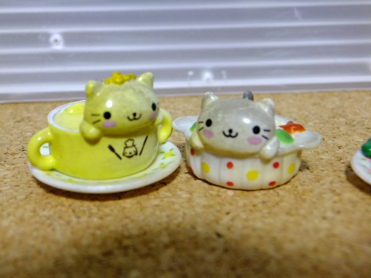 中古 SAN-X にゃんにゃんにゃんこ マスコット フィギュア ミニチュア