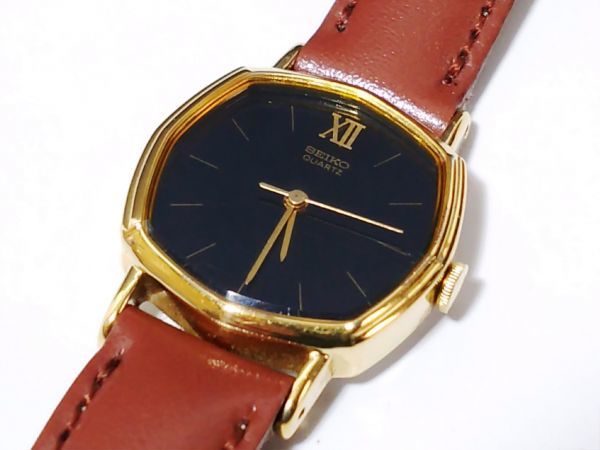 Sx2 Seiko セイコー Socie ソシエ 1421 5140 1980年製レディース クオーツ 12 ベルト セイコー 売買されたオークション情報 Yahooの商品情報をアーカイブ公開 オークファン Aucfan Com