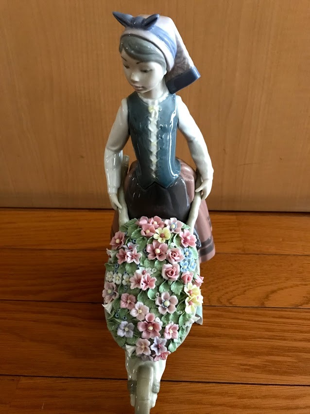 LLADRO リヤドロ 花車を押す少女 破損・欠け リアドロ リヤドロ