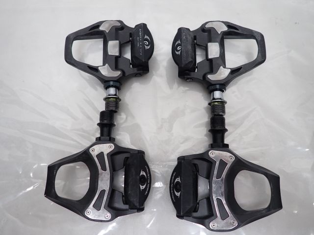 【SALE，100%新品】 SHIMANO シマノ ULTEGRA アルテグラ PD-R8000 ビンディングペダル ペア + 105 PD-5800 ペア 5B0CF-3(ビンディングペダル)｜売買されたオークション情報、yahooの商品情報をアーカイブ公開 - オークファン ビンディングペダル