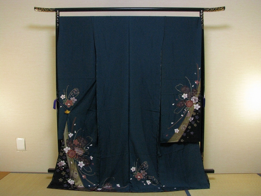 平和屋着物□極上 引き振袖・お引きずり 乱菊 金彩 落款あり 逸品 