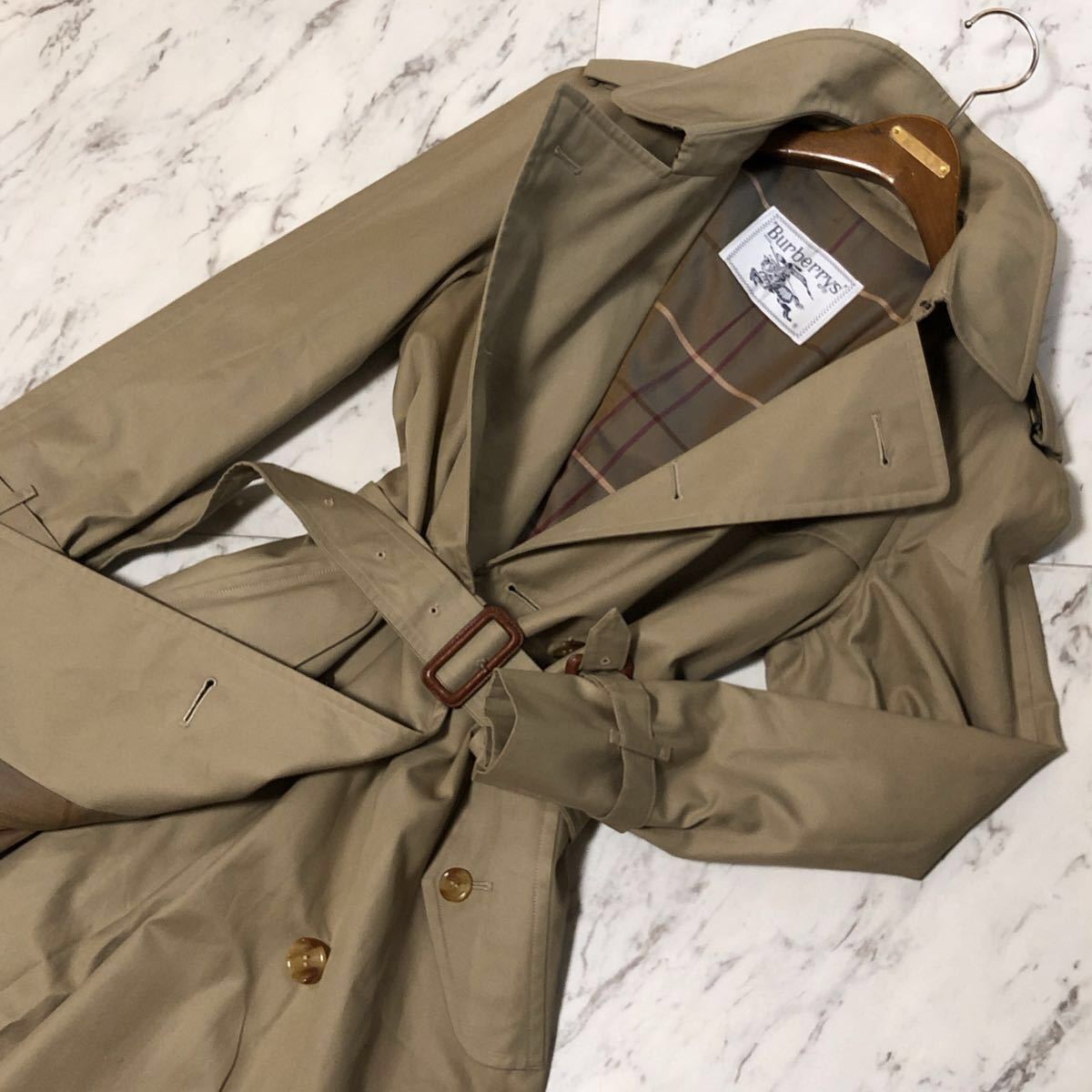 BURBERRY PROSUM【人気の裏地ノバチェック仕立て】美しいシルエット