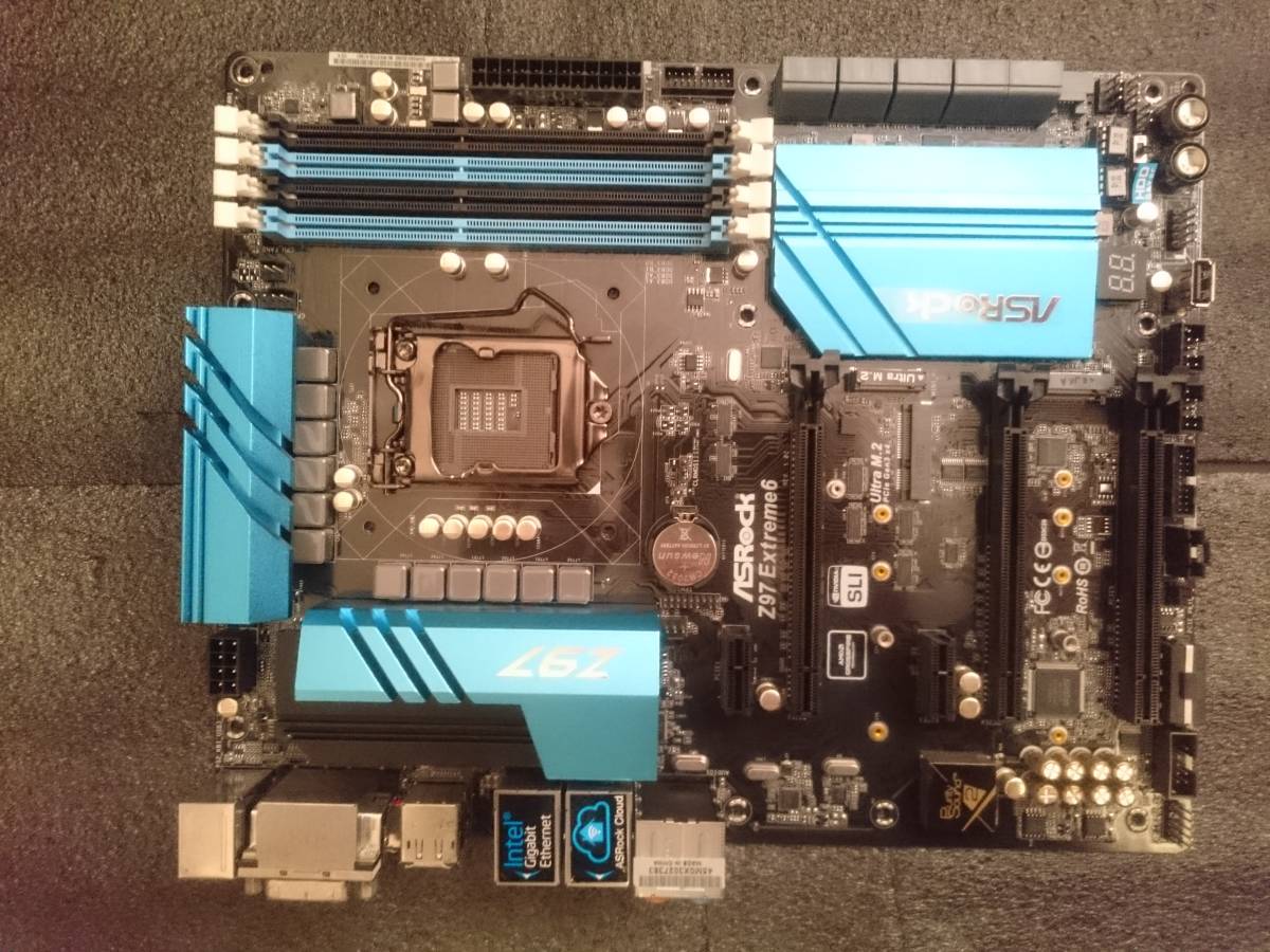 ASRockアスロック Z97　 Extreme6エクストリーム6_1