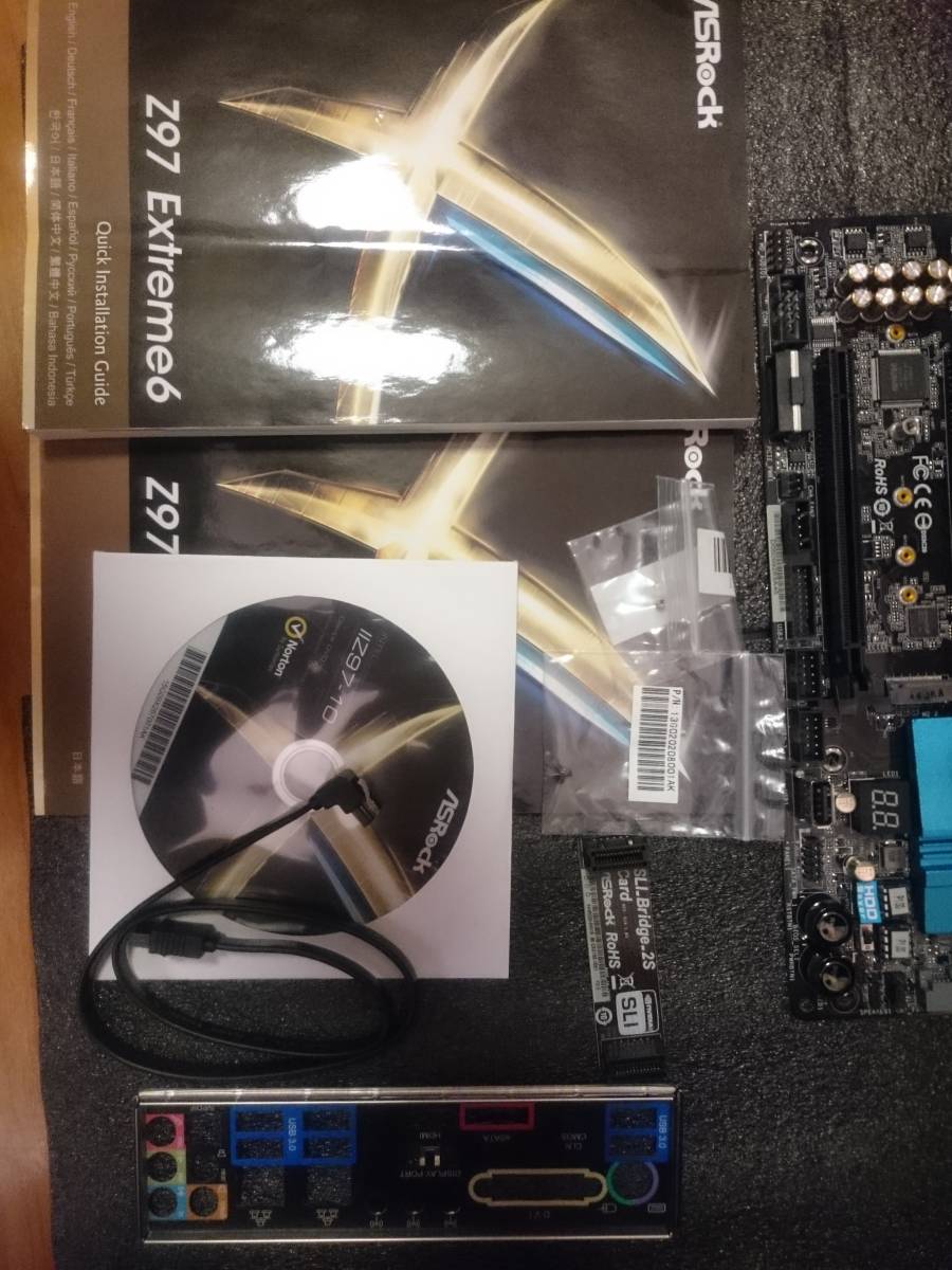 ASRockアスロック Z97　 Extreme6エクストリーム6_5