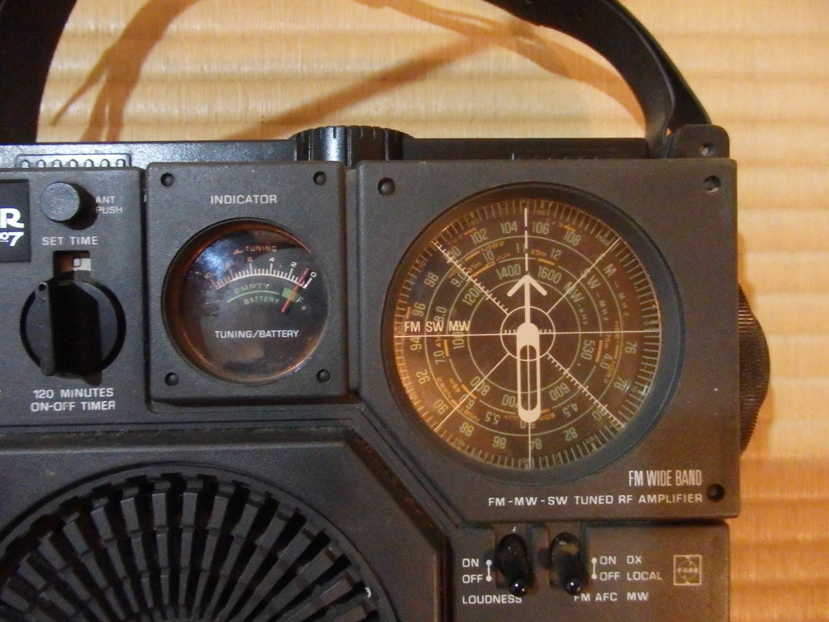 ☆ジャンク品☆National Panasonic RF-877 / BCLラジオ / ナショナル
