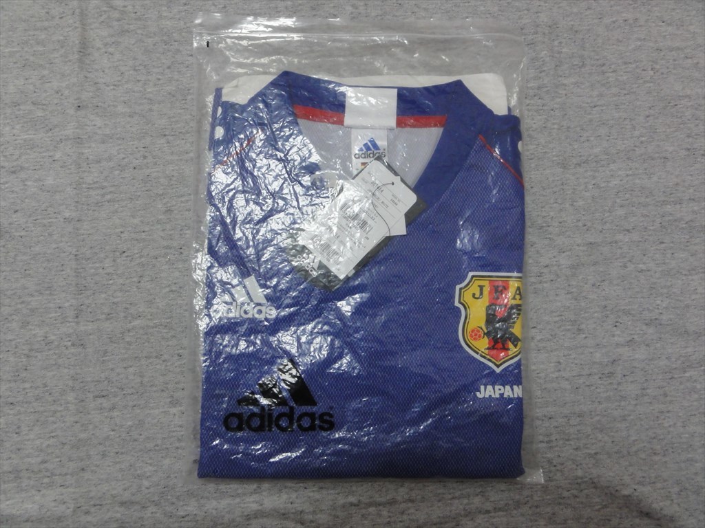  正規品 アディダス製 日本代表 半袖 ユニフォーム 2002 日韓大会(日本)｜売買されたオークション情報、yahooの商品情報をアーカイブ公開 - オークファン ユニフォーム
