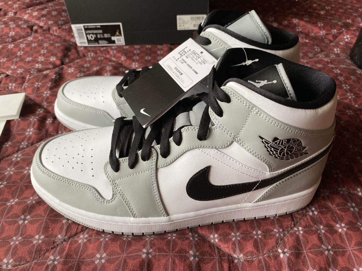 高品質，安い NIKE AIR JORDAN1 MID GREY GRAY WHITE BLACK エアジョーダン1 ミッド グレー ホワイト ブラック 28.5cm(28.5cm)｜売買されたオークション情報、yahooの商品情報をアーカイブ公開 - オークファン 28.5cm