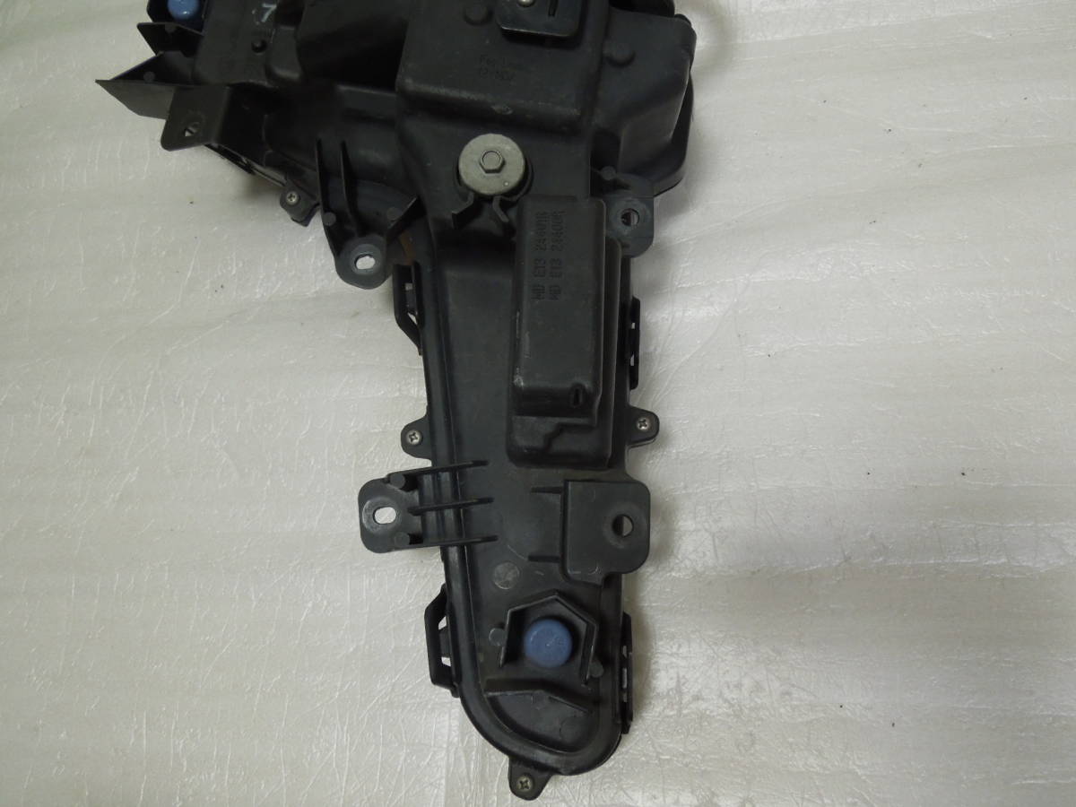 レクサス LX570 純正 右 フォグランプ LED KOITO 60-234 LX570