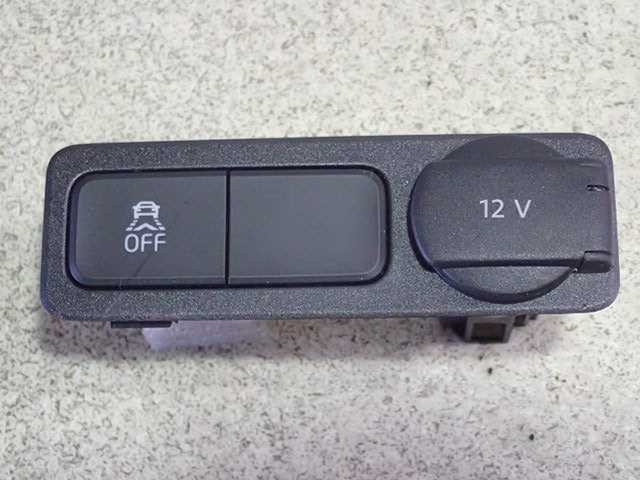 平成25年 フォルクスワーゲン Vw Up chy 前期 純正 シティエマージェンシーブレーキスイッチ フォルクスワーゲン用 売買されたオークション情報 Yahooの商品情報をアーカイブ公開 オークファン Aucfan Com