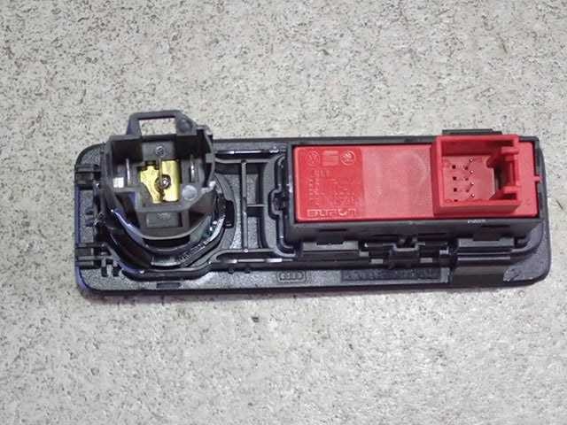 平成25年 フォルクスワーゲン Vw Up chy 前期 純正 シティエマージェンシーブレーキスイッチ フォルクスワーゲン用 売買されたオークション情報 Yahooの商品情報をアーカイブ公開 オークファン Aucfan Com