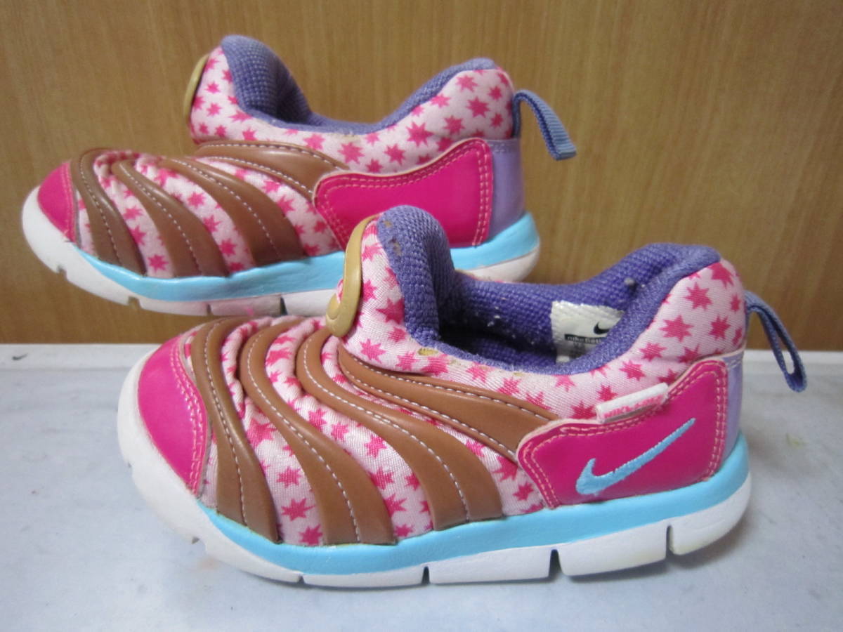 キッズスリッポンシューズ Nike ナイキ Dynamo Free ダイナモ フリー ピンク水紫 星柄 15cm 傷み大 S03a 15cm 売買されたオークション情報 Yahooの商品情報をアーカイブ公開 オークファン Aucfan Com