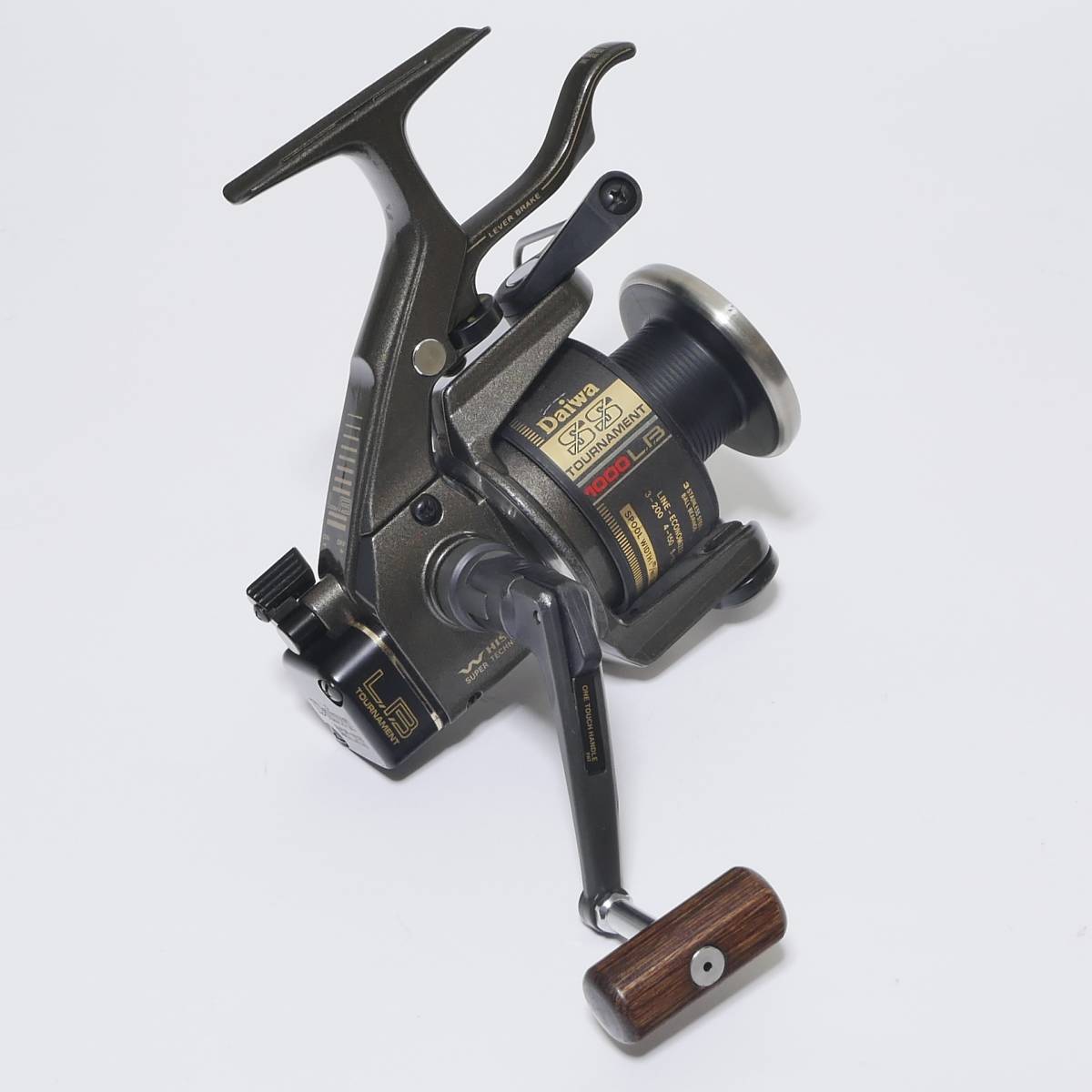 ❷Daiwa ダイワ ウイスカートーナメントSS-1000 リール ダイワ ウィスカー トーナメント SS-1000 【公式通販】