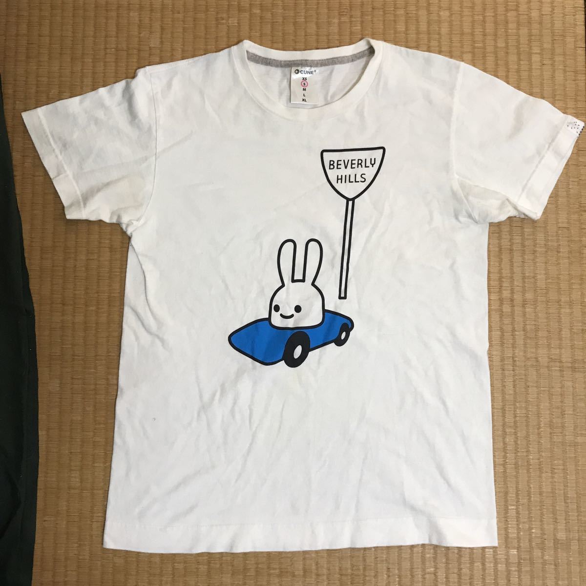 Cune うさぎ カー Tシャツ 白 レア キューン ウサギ イラスト キャラクター 売買されたオークション情報 Yahooの商品情報をアーカイブ公開 オークファン Aucfan Com