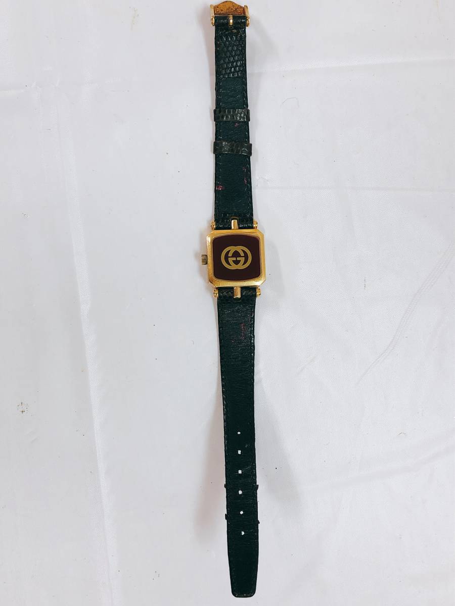 ☆GUCCI/グッチ レディース腕時計☆ レザーベルト ゴールド文字盤