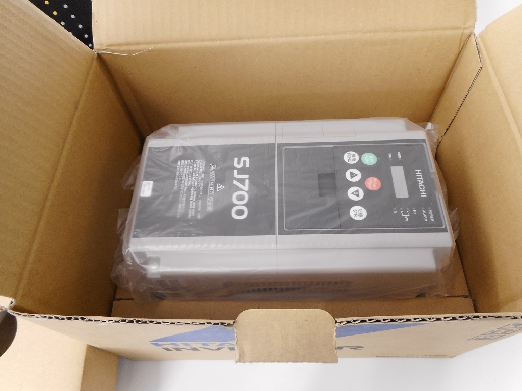 - 日立インバーター Yahoo!オークション 使用期間 22kw SJ700-220LFF2 日立産機システム インバータ： 製品 ドライブシステム： インバータ 日立産機 インバーター 三相200V級 適用 SJ200シリーズ
