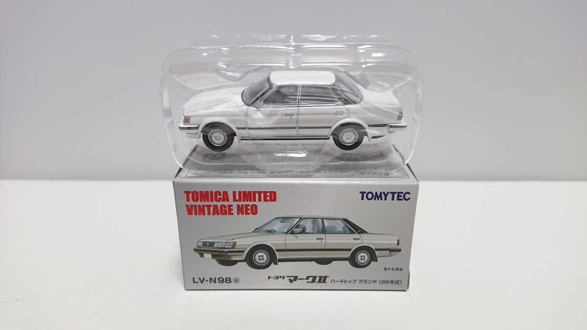 トミカ トヨタ マークII LV-N98a ハードトップ グランデ 86年式