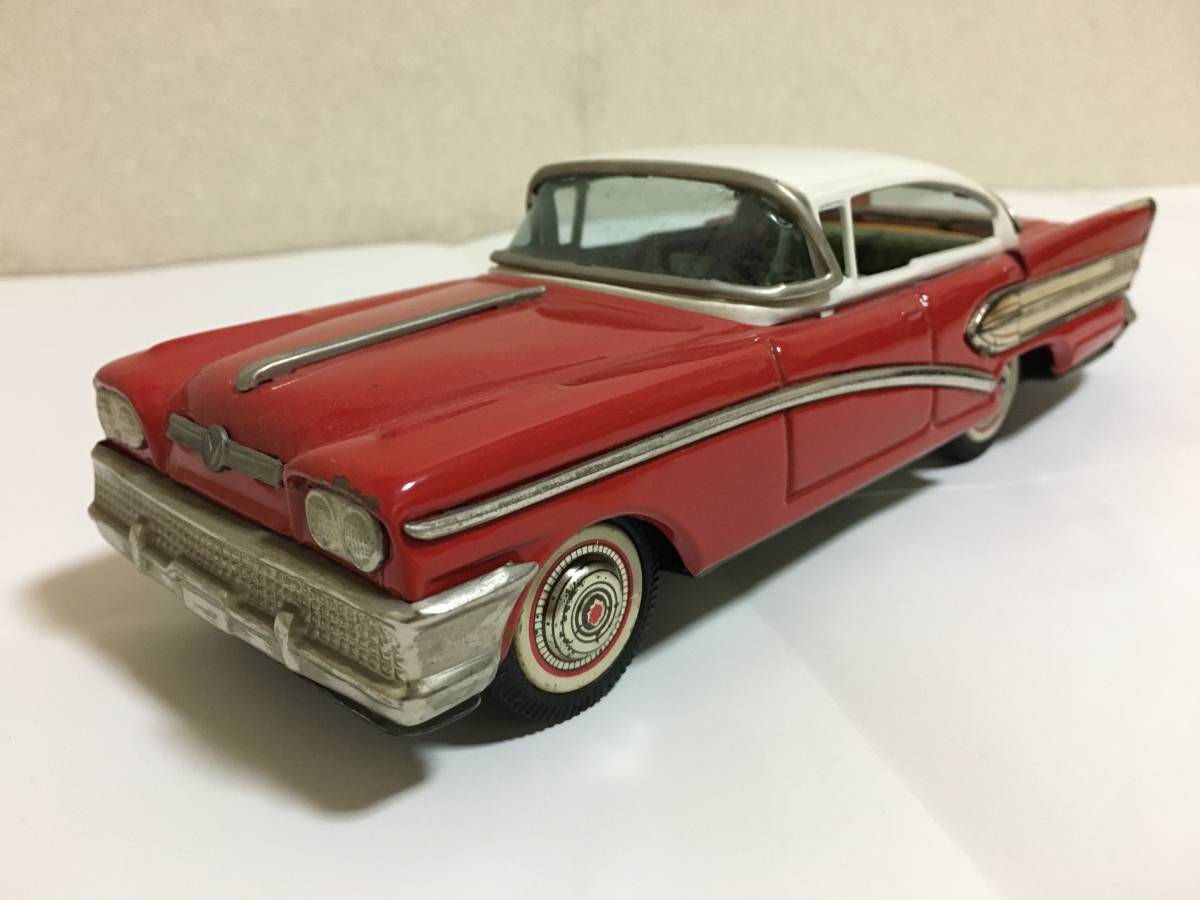 美術品・アンティーク・コレクション ヴィンテージ ブリキ製 自動車