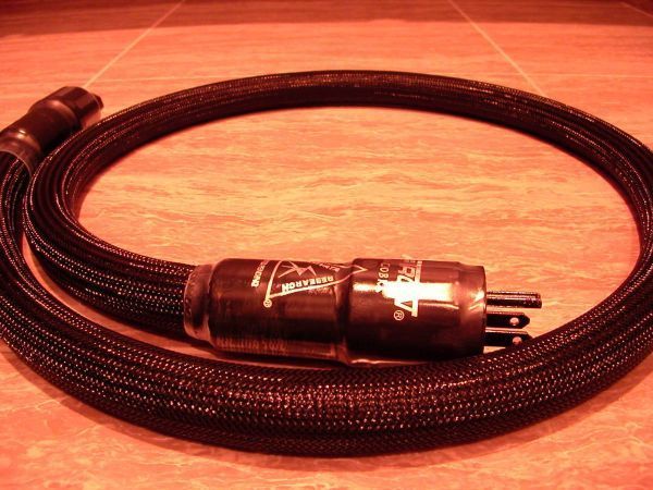 63万 黒蛇TRON 鳥肌レベルの電源ケーブル【電4】474 1.5m これさえあれば他は何もいらない 美品