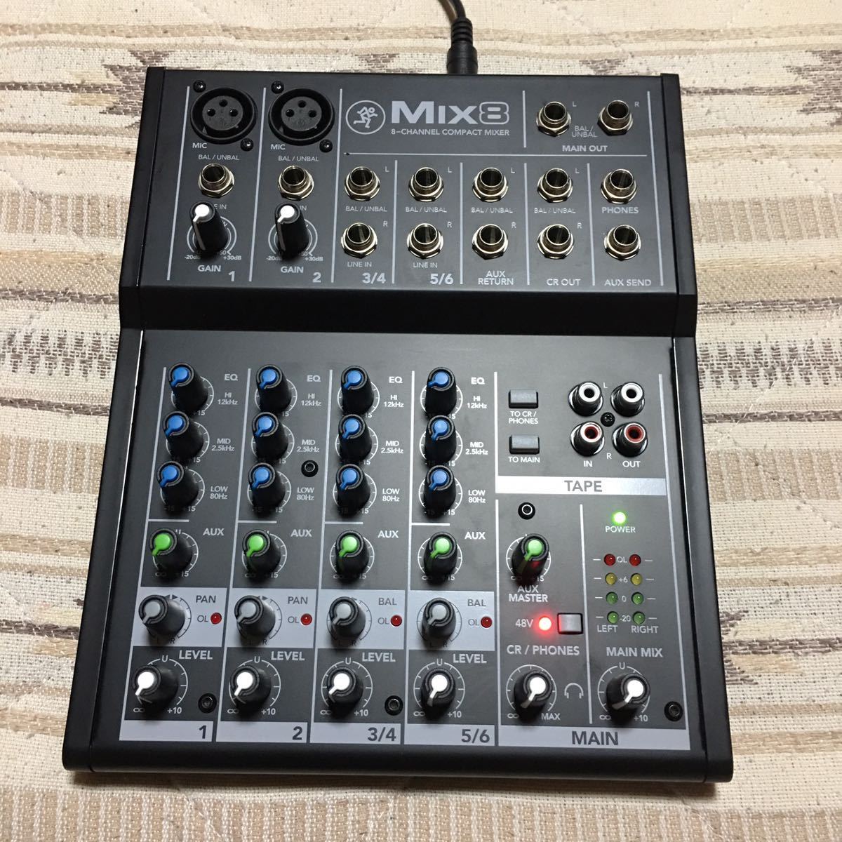 MACKIE マッキー MIX8 アナログミキサー コンパクト 室内で数回使用